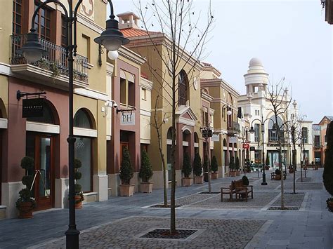 Las Rozas Village .